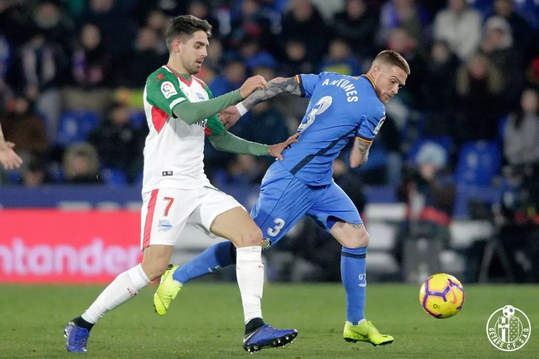 今晨摩纳哥调整名单以备社区盾，门线救险环节打磨，管理层满意，身体对抗强度拉满(金价下跌银价追跌原因找到了)